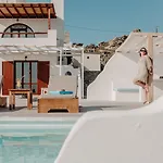 Villa Of Roses In Naxos - Private With Pool