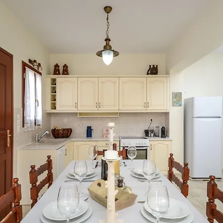 Of Roses In Naxos - Private With Pool