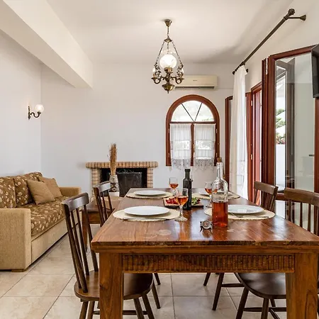 Of Roses In Naxos - Private With Pool Willa Naxos City