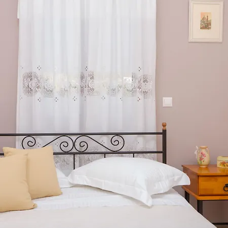 Of Roses In Naxos - Private With Pool Willa