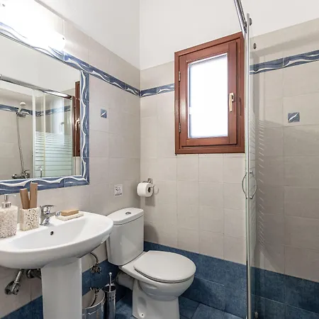 Of Roses In Naxos - Private With Pool